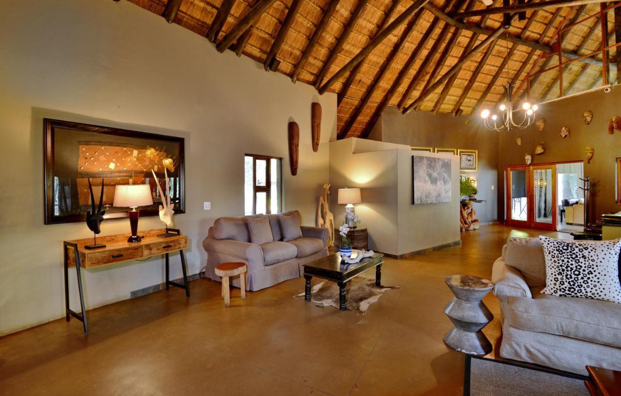 Lodge Black Rhino Game Pilanesberg