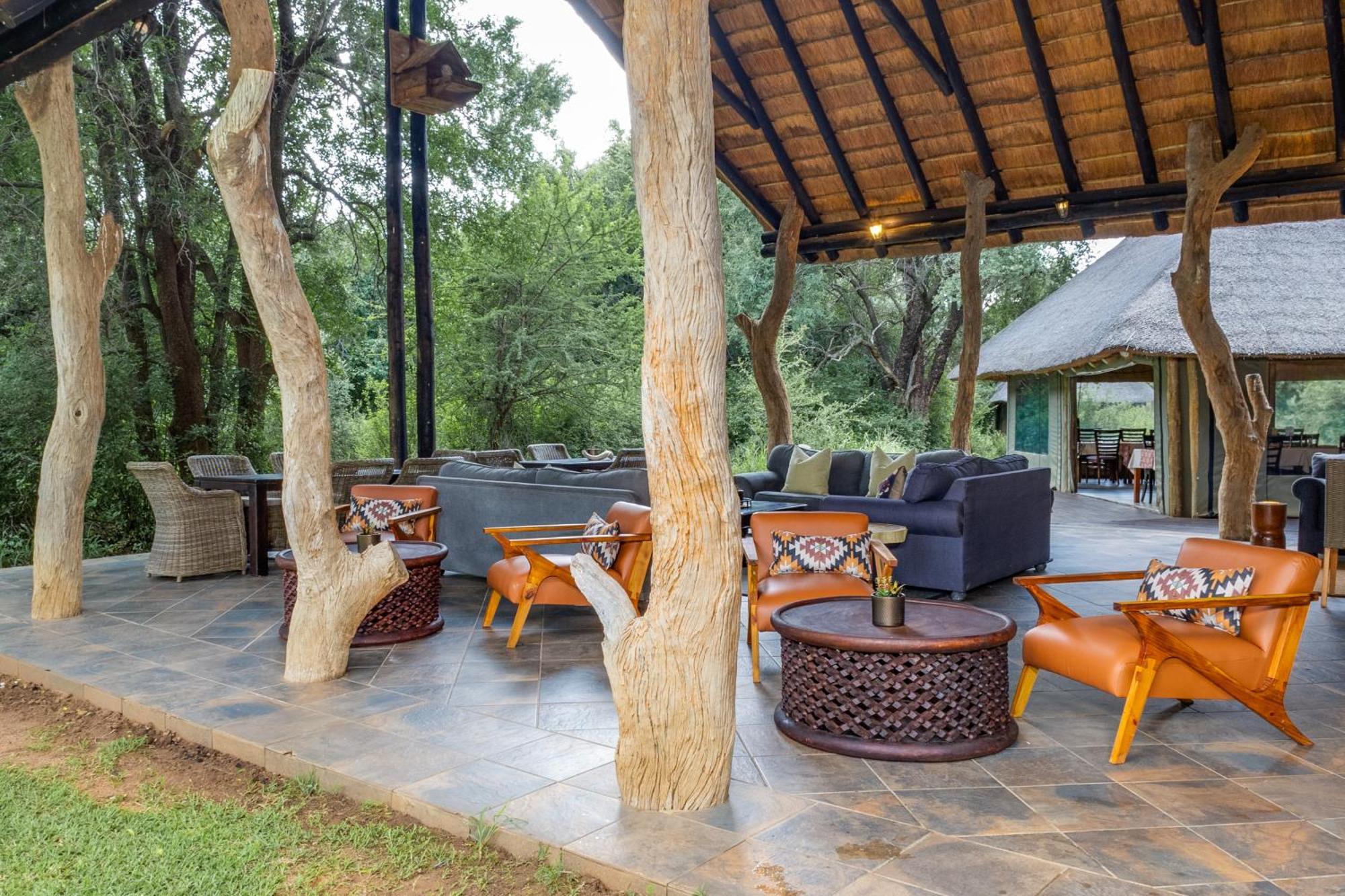 Lodge Black Rhino Game Pilanesberg